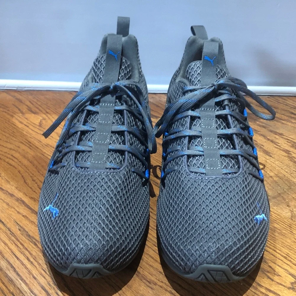 Puma Axelion Spark Men's Running Shoes Size 12 LIKE NEW CONDITION!
